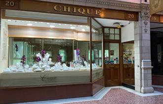 Chique Jewellers