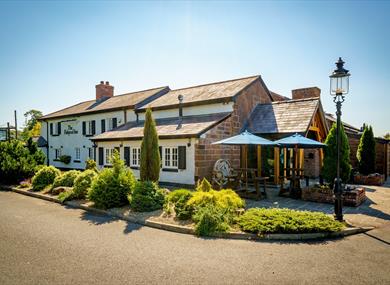 The Fishpool Inn, Exterior