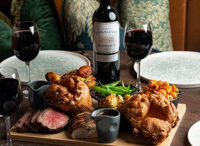 Sunday Roast,Hotel Indigo,The Forge