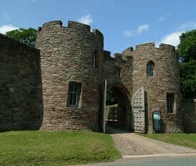 Beeston Castle - 2 for 1 entry |