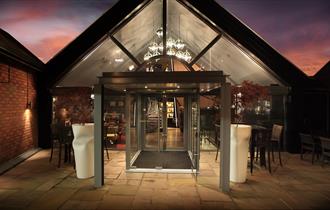 1539 Restaurant, Bar & Late Lounge exterior at night