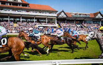 Horse racing at Chester Racecourse
