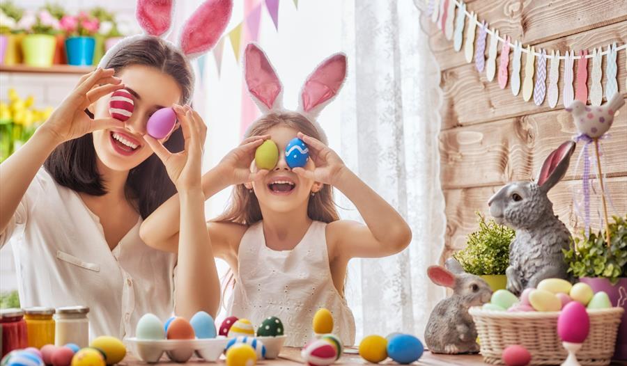 Easter fun,activities,crafts,easter eggs,grosvenor pulford hotel,family friendly