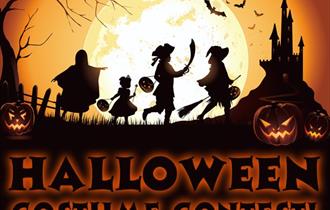 Halloween costume competition and live music
