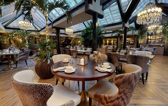 Palm Court Restaurant, Bar & Piano Lounge