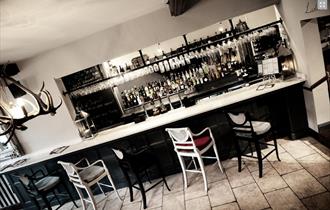 Piste Wine Bar & Restaurant