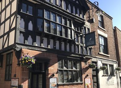 Ye Olde Custom House exterior. The Inn is a friendly local pub in Central Chester