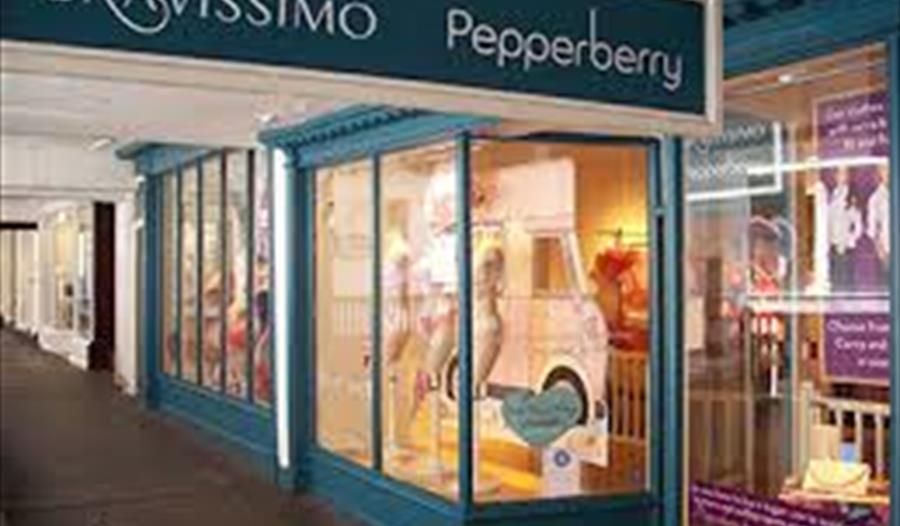 Bravissimo & Pepperberry shop front