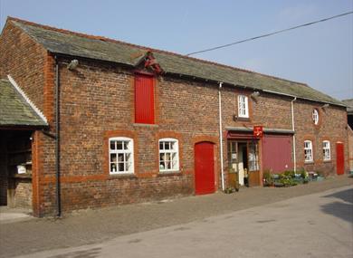 Red House Farm Shop and Tearooms