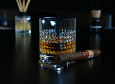 whisky,cigar,event,turmeaurs whisky,dinner,evening event,the forge,hotel indigo chester