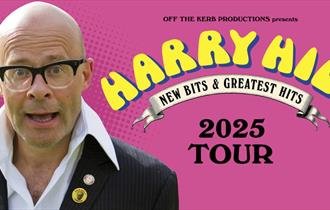 Harry Hill pulling a funny face