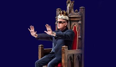 Suggs - a life in the realm of Madness
