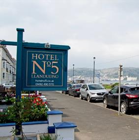 Hotel No5