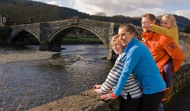 Bont Fawr, Llanrwst