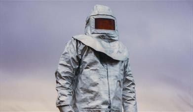 Port Talbot UFO Investigation Club - Roo Lewis yn Oriel Colwyn