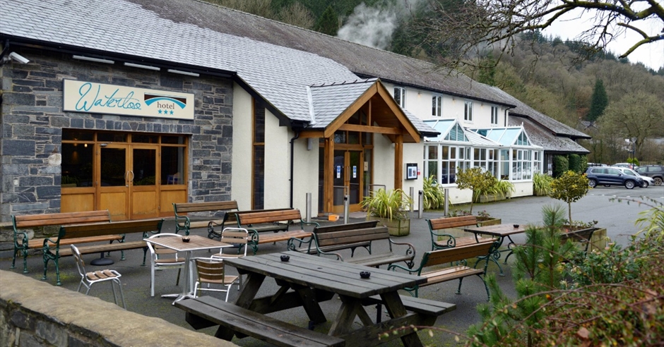 Waterloo Village Christmas In July 2022 Waterloo Hotel And Lodge - Betws-Y-Coed - Visit Conwy