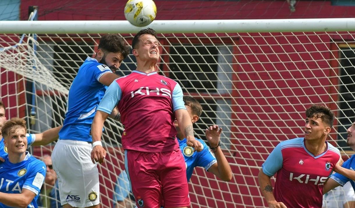 Colwyn Bay v Caernarfon Town