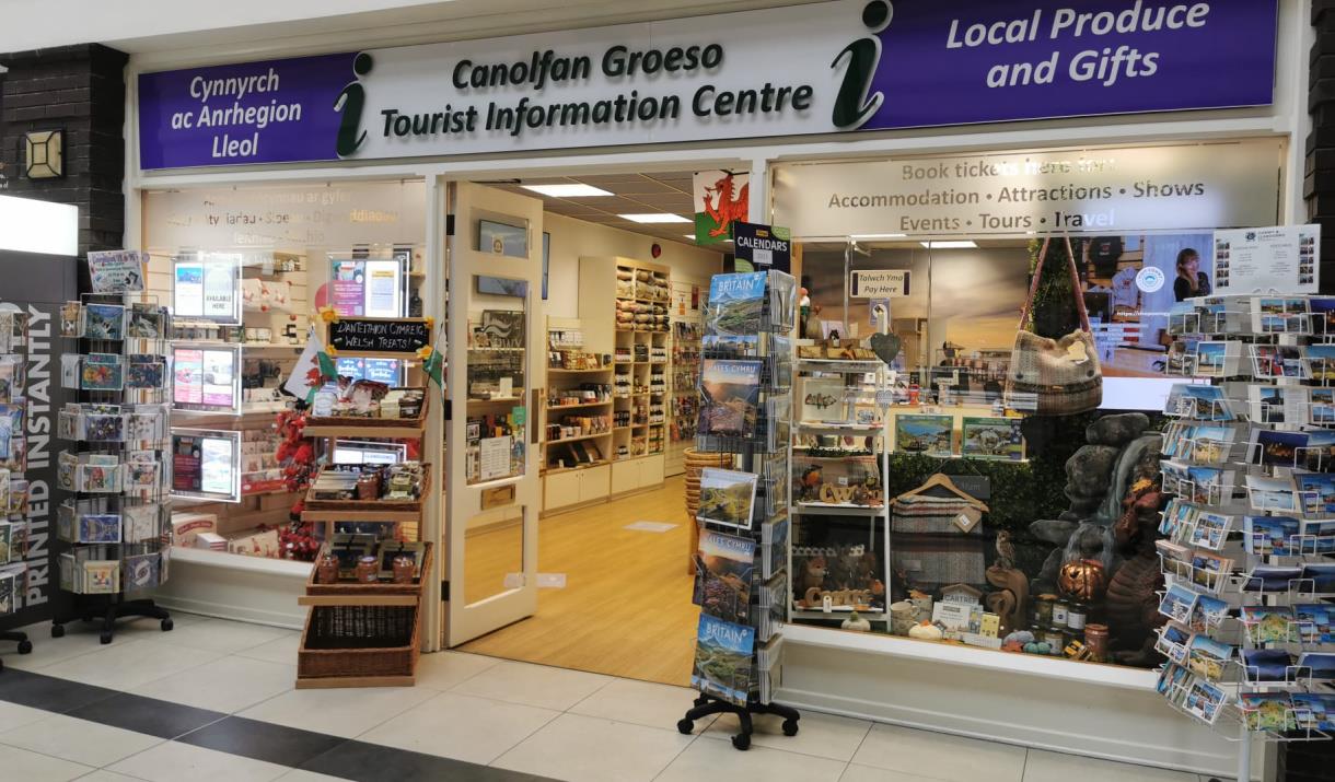 tourist information centre llandudno reviews