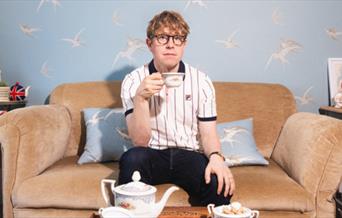 Josh Widdicombe