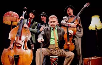 Budapest Café Orchestra yn Theatr Colwyn