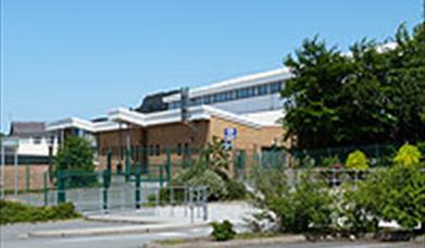 Exterior of Ysgol Aberconwy Leisure Centre