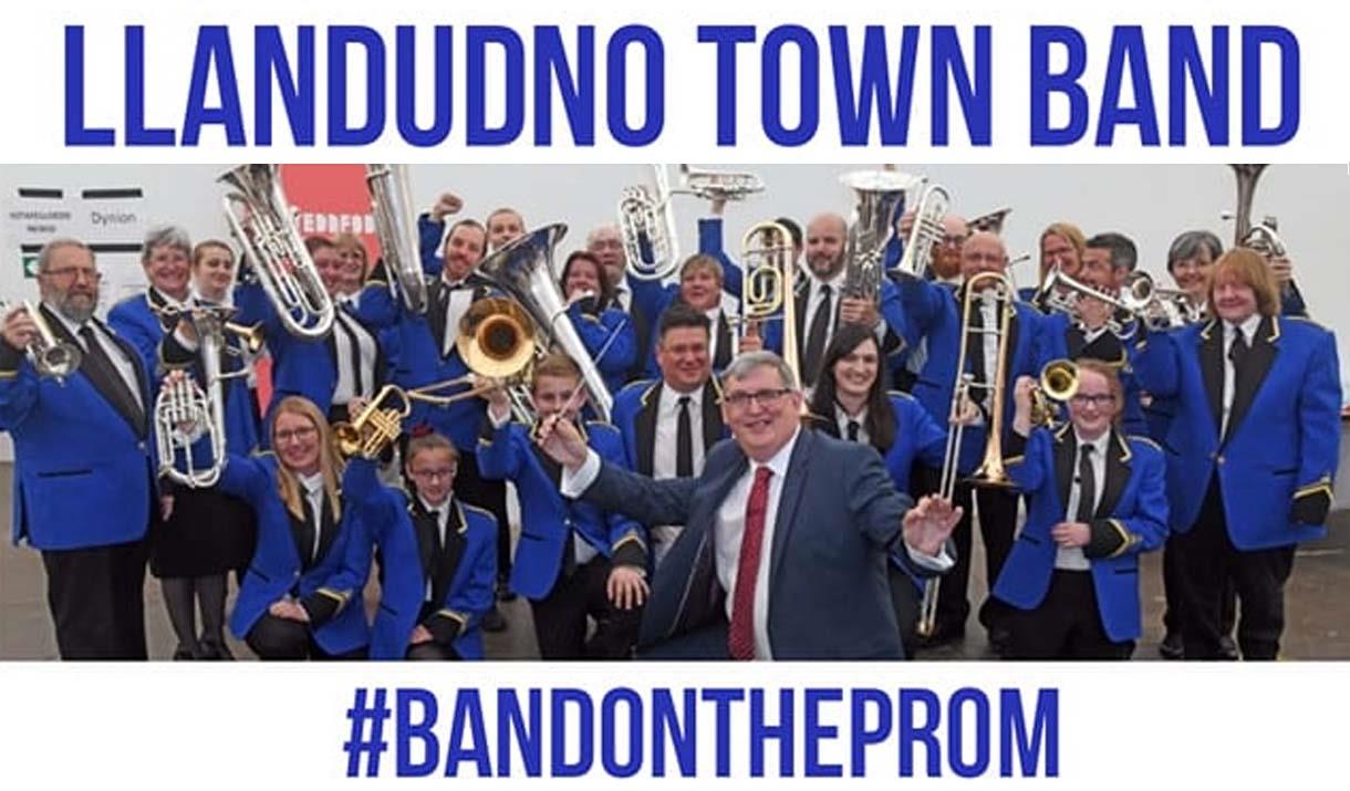 Band Tref Llandudno ar y Promenâd