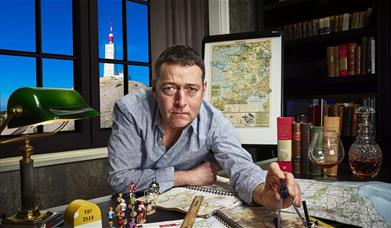 Ned Boulting - Retour de Ned at Theatr Colwyn