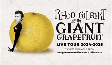 Rhod Gilbert & The Giant Grapefruit yn Venue Cymru