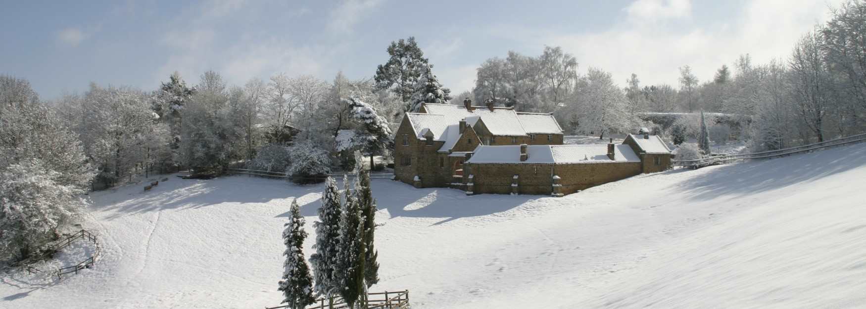 Heath Farm in the snow