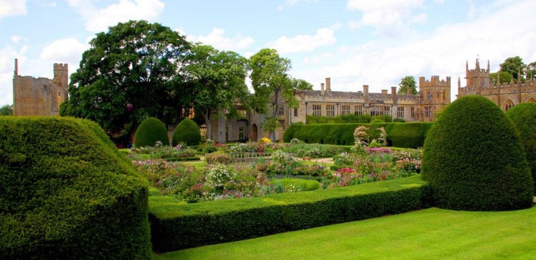 THINGS TO DO IN THE COTSWOLDS - A Life With Frills