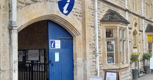 Outside of Chipping Campden visitor information centre