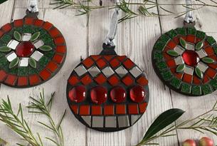 Mosaic bauble