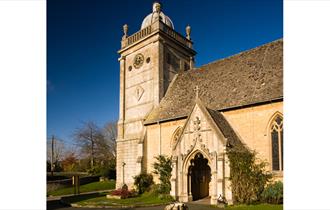 St Lawrence's Church, Bourton on the Water