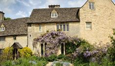 Cogges cottage garden and manor house