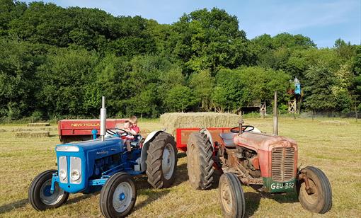 Meet The Tractors