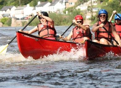 symonds yacht canoeing