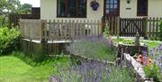 The Rock Holiday Cottage and Garden Lodges - Maple Lodge