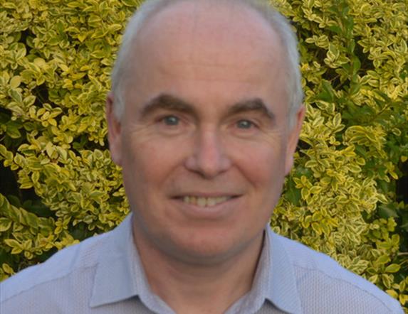 410 years of change. – The Fabric of the Derry Walls by Manus Deery