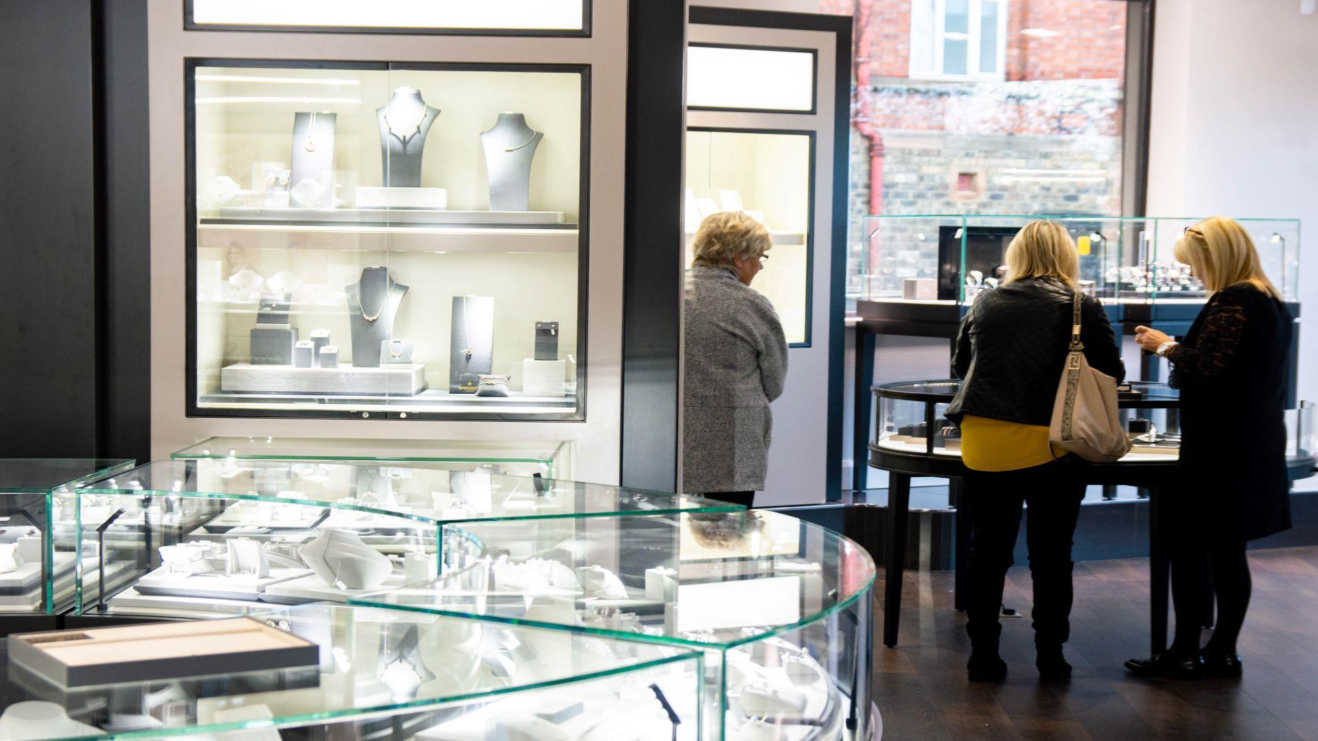 Jewellers Visit Derry
