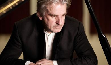 Barry Douglas