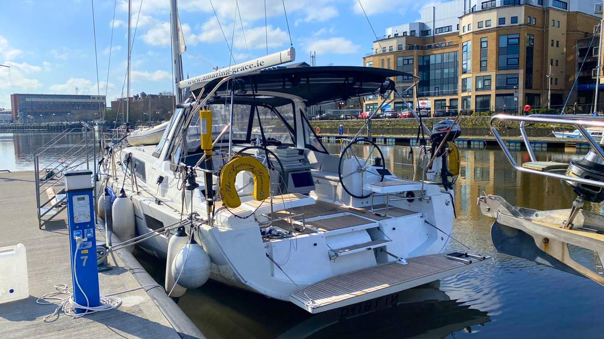 A boat on the quay.