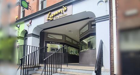 Exterior image of Lunn's The Jewellers on Shipquay Street