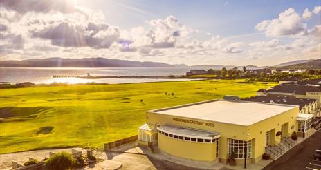 Exterior view of the Inishowen Gateway Hotel.