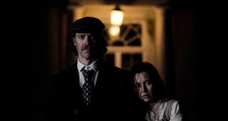 Scannán - An Taibhse / Film - The Ghost