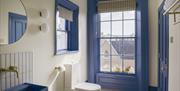 Maxi room bathroom