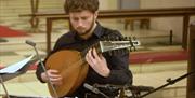 Asa Monahan - Lutenist and Singer