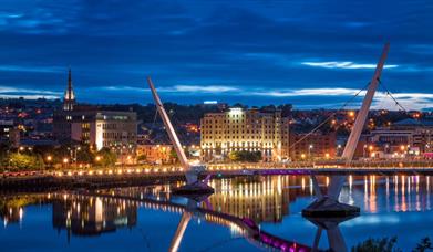 Derry at night