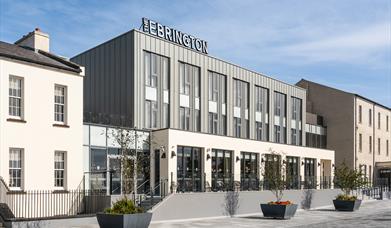 The Ebrington Hotel - Ebrington Square overlooking iconic peace bridge