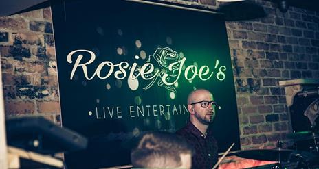 Rosie Joes, Derry