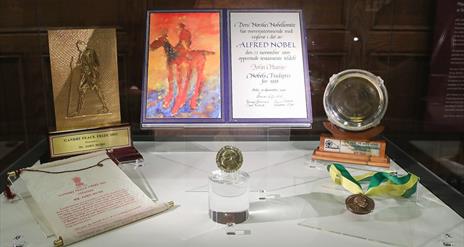 Image of peace prizes awarded to John Hume